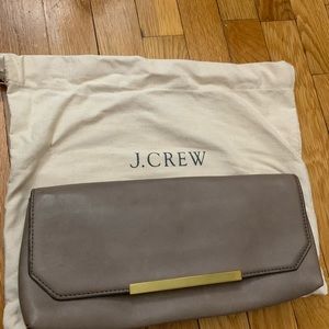 Gray clutch